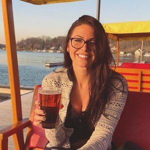 Meet your Posher, Danielle